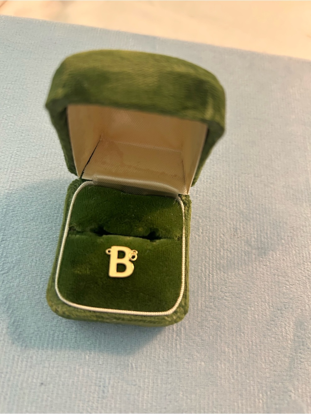 Gold 14k Letter 'B' Pendant Charm